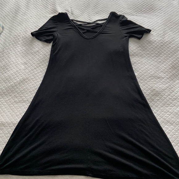 Black T-shirt swing dress - Picture 2 of 5